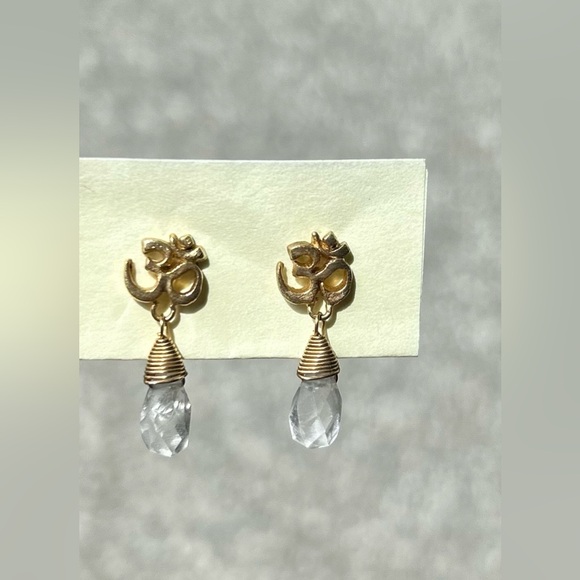 Karma and Luck White Quartz Zen Earrings - Picture 2 of 4